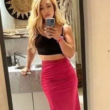 blurred_woman